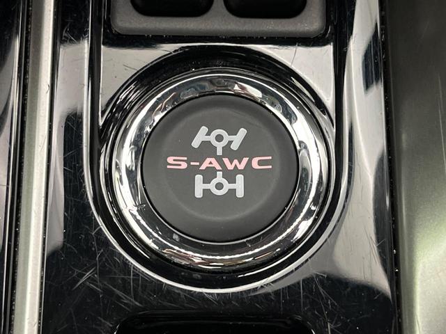 エクリプスクロス ブラックエディション　４ＷＤ　ターボ　サンルーフ　禁煙車　純正８型ナビ　全周囲カメラ　ｅ－Ａｓｓｉｓｔ　マイパイロット　ＢＳＭ　電動リヤゲート　ハーフレザー　パワーシート　コーナーセンサー　ＬＥＤヘッド　全席シートヒーター（59枚目）