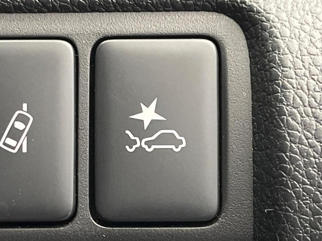 エクリプスクロス ブラックエディション　４ＷＤ　ターボ　サンルーフ　禁煙車　純正８型ナビ　全周囲カメラ　ｅ－Ａｓｓｉｓｔ　マイパイロット　ＢＳＭ　電動リヤゲート　ハーフレザー　パワーシート　コーナーセンサー　ＬＥＤヘッド　全席シートヒーター（65枚目）