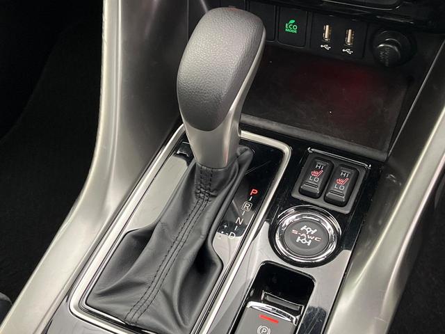 エクリプスクロス ブラックエディション　４ＷＤ　ターボ　サンルーフ　禁煙車　純正８型ナビ　全周囲カメラ　ｅ－Ａｓｓｉｓｔ　マイパイロット　ＢＳＭ　電動リヤゲート　ハーフレザー　パワーシート　コーナーセンサー　ＬＥＤヘッド　全席シートヒーター（73枚目）