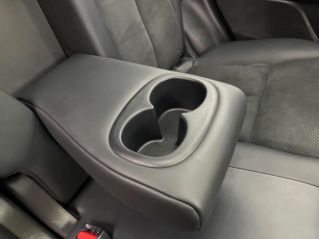 エクリプスクロス ブラックエディション　４ＷＤ　ターボ　サンルーフ　禁煙車　純正８型ナビ　全周囲カメラ　ｅ－Ａｓｓｉｓｔ　マイパイロット　ＢＳＭ　電動リヤゲート　ハーフレザー　パワーシート　コーナーセンサー　ＬＥＤヘッド　全席シートヒーター（75枚目）