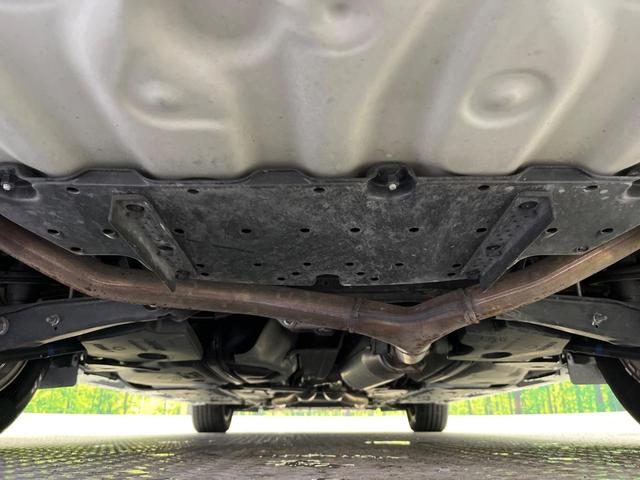 マークＸ プレミアム　禁煙車　純正ナビ　バックカメラ　クルーズコントロール　パワーシート　ＥＴＣ　ドラレコ　コーナーセンサー　ＨＩＤヘッド　純正１６インチアルミ　デュアルエアコン　スマートキー　Ｂｌｕｅｔｏｏｔｈ　ＣＤ（20枚目）