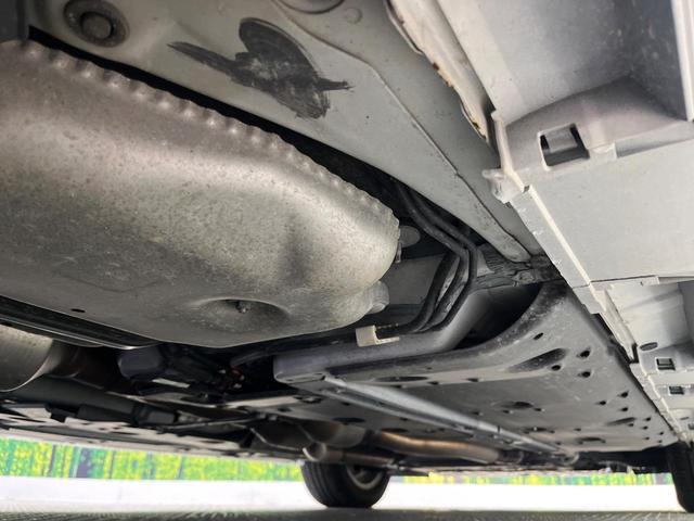 マークＸ プレミアム　禁煙車　純正ナビ　バックカメラ　クルーズコントロール　パワーシート　ＥＴＣ　ドラレコ　コーナーセンサー　ＨＩＤヘッド　純正１６インチアルミ　デュアルエアコン　スマートキー　Ｂｌｕｅｔｏｏｔｈ　ＣＤ（24枚目）