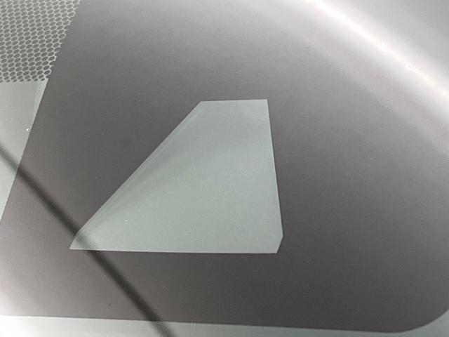 【トヨタセーフティセンス】走行中に前方の車両等を認識し、衝突しそうな時は警報とブレーキで衝突回避と被害軽減をアシスト。より安全にドライブをお楽しみいただけます。