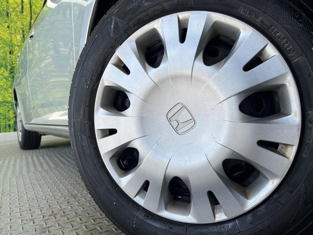 フィット Ｇ・１０ｔｈアニバーサリー　純正ナビ　禁煙車　フルセグ　ＥＴＣ　ドラレコ　Ｂｌｕｅｔｏｏｔｈ接続　スマートキー　電動格納ミラー　プライバシーガラス　盗難防止システム（14枚目）