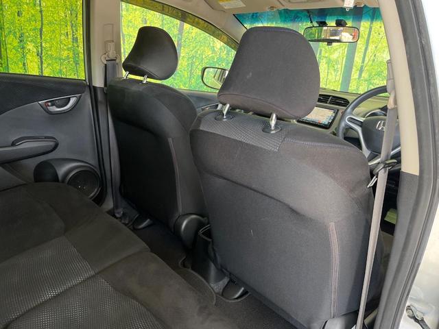 フィット Ｇ・１０ｔｈアニバーサリー　純正ナビ　禁煙車　フルセグ　ＥＴＣ　ドラレコ　Ｂｌｕｅｔｏｏｔｈ接続　スマートキー　電動格納ミラー　プライバシーガラス　盗難防止システム（40枚目）