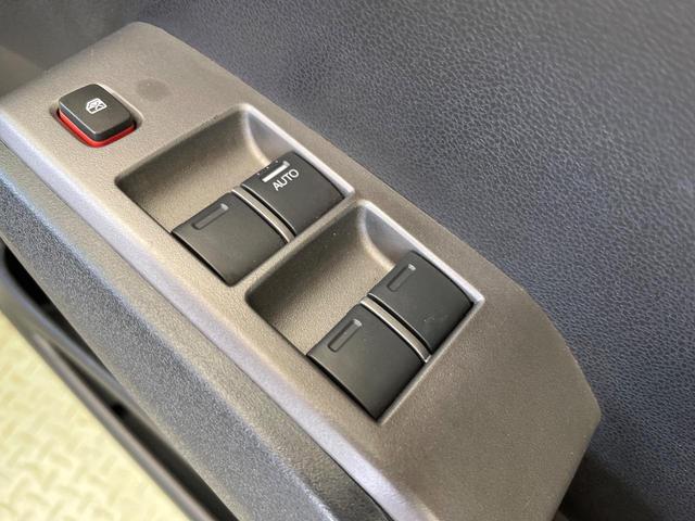 フィット Ｇ・１０ｔｈアニバーサリー　純正ナビ　禁煙車　フルセグ　ＥＴＣ　ドラレコ　Ｂｌｕｅｔｏｏｔｈ接続　スマートキー　電動格納ミラー　プライバシーガラス　盗難防止システム（52枚目）