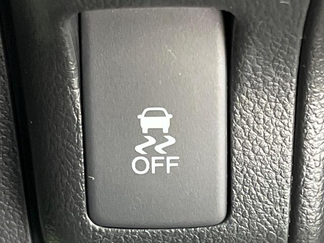 N-BOX G SSパッケージ メモリーナビ 禁煙車 両側電動スライドドア スマートキー&プッシュスタート オートエアコン ETC アームレスト 電動格納ミラー 横滑り防止装置 ヘッドライトレベライザー(56枚目)