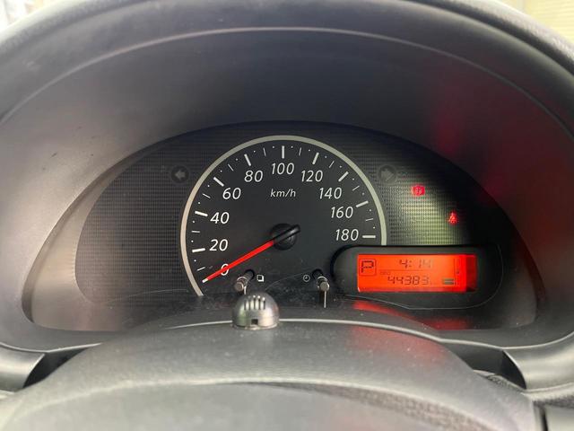 マーチ S 純正ナビ 禁煙車 バックカメラ ETC ドライブレコーダー フルセグTV Bluetooth接続可 電動格納ミラー 横滑り防止装置 ヘッドライトレベライザー キーレス プライバシーガラス(25枚目)