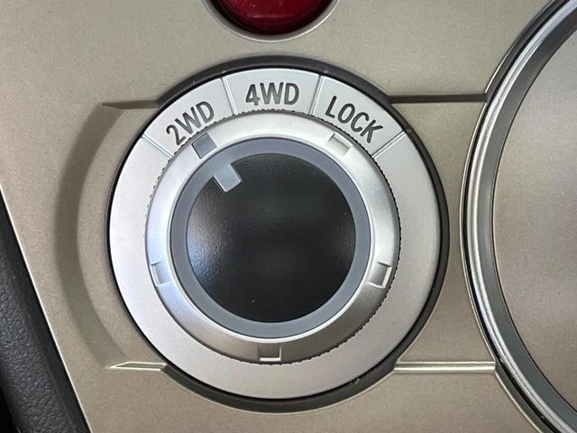 デリカＤ：５ Ｇ　パワーパッケージ　４ＷＤ　サンルーフ　両側電動ドア　パワーバックドア　禁煙車　スマートキー　ＨＩＤヘッド　ビルトインＥＴＣ　クルコン　純正１８インチアルミ　オートライト　オートエアコン　パドルシフト（5枚目）