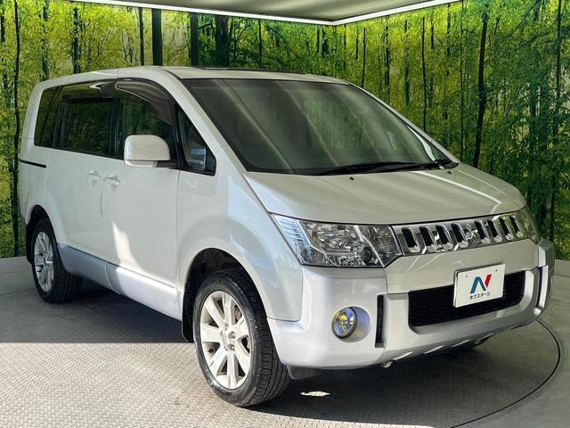 デリカＤ：５ Ｇ　パワーパッケージ　４ＷＤ　サンルーフ　両側電動ドア　パワーバックドア　禁煙車　スマートキー　ＨＩＤヘッド　ビルトインＥＴＣ　クルコン　純正１８インチアルミ　オートライト　オートエアコン　パドルシフト（18枚目）