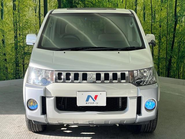 デリカＤ：５ Ｇ　パワーパッケージ　４ＷＤ　サンルーフ　両側電動ドア　パワーバックドア　禁煙車　スマートキー　ＨＩＤヘッド　ビルトインＥＴＣ　クルコン　純正１８インチアルミ　オートライト　オートエアコン　パドルシフト（25枚目）