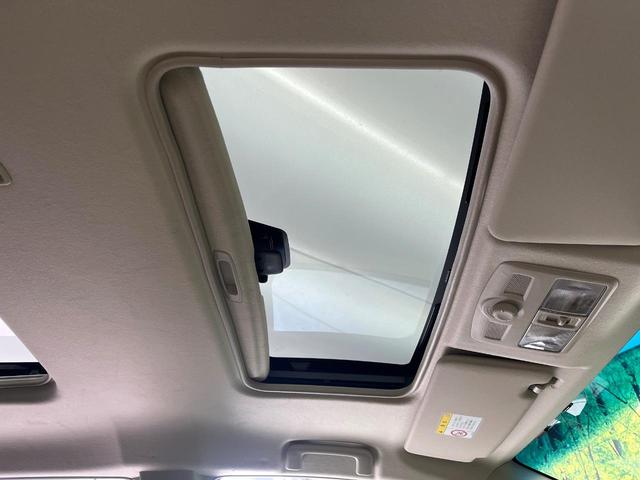 デリカＤ：５ Ｇ　パワーパッケージ　４ＷＤ　サンルーフ　両側電動ドア　パワーバックドア　禁煙車　スマートキー　ＨＩＤヘッド　ビルトインＥＴＣ　クルコン　純正１８インチアルミ　オートライト　オートエアコン　パドルシフト（37枚目）