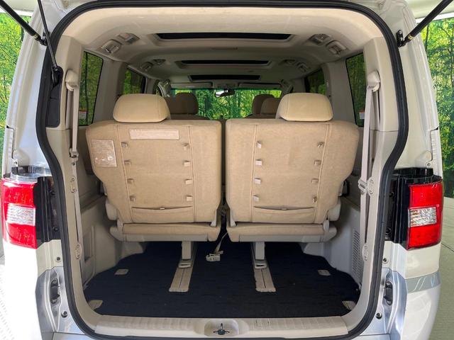 デリカＤ：５ Ｇ　パワーパッケージ　４ＷＤ　サンルーフ　両側電動ドア　パワーバックドア　禁煙車　スマートキー　ＨＩＤヘッド　ビルトインＥＴＣ　クルコン　純正１８インチアルミ　オートライト　オートエアコン　パドルシフト（41枚目）