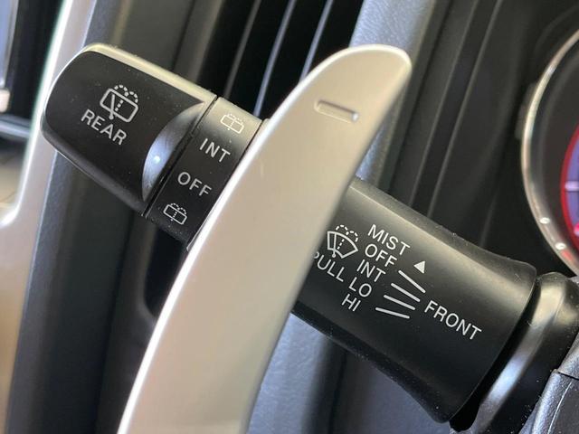 デリカＤ：５ Ｇ　パワーパッケージ　４ＷＤ　サンルーフ　両側電動ドア　パワーバックドア　禁煙車　スマートキー　ＨＩＤヘッド　ビルトインＥＴＣ　クルコン　純正１８インチアルミ　オートライト　オートエアコン　パドルシフト（53枚目）