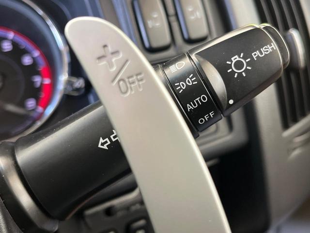 デリカＤ：５ Ｇ　パワーパッケージ　４ＷＤ　サンルーフ　両側電動ドア　パワーバックドア　禁煙車　スマートキー　ＨＩＤヘッド　ビルトインＥＴＣ　クルコン　純正１８インチアルミ　オートライト　オートエアコン　パドルシフト（54枚目）