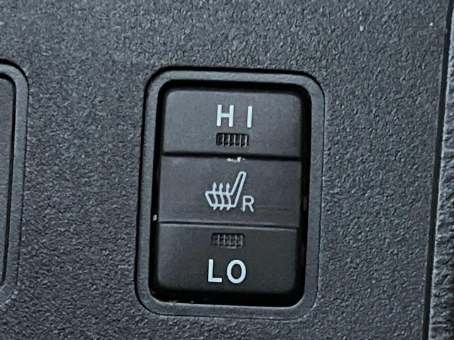 プロボックス ハイブリッドＧＸ　純正ナビ　禁煙車　セーフティセンス　シートヒーター　バックカメラ　ビルトインＥＴＣ　ドライブレコーダー　Ｂｌｕｅｔｏｏｔｈ接続可　オートライト　オートエアコン　１００Ｖ電源　電動格納ミラー（7枚目）