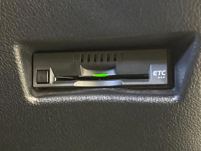 シエンタ ハイブリッドＧ　クエロ　禁煙車　ＳＤナビ　両側電動スライドドア　衝突軽減　フルセグ　Ｂｌｕｅｔｏｏｔｈ　ＥＴＣ　シートヒーター　ＬＥＤヘッドライト　オートハイビーム　オートライト　車線逸脱警報　スマートキー（7枚目）