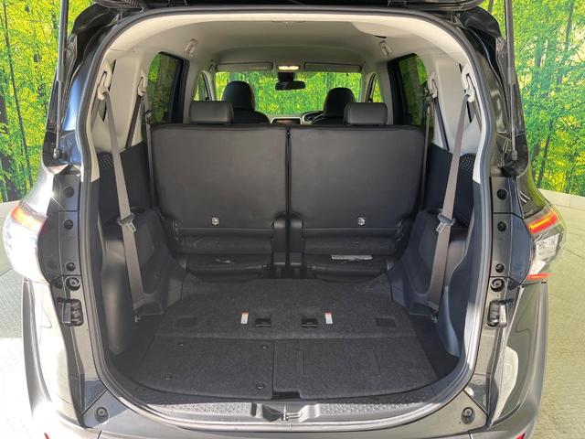 シエンタ ハイブリッドＧ　クエロ　禁煙車　ＳＤナビ　両側電動スライドドア　衝突軽減　フルセグ　Ｂｌｕｅｔｏｏｔｈ　ＥＴＣ　シートヒーター　ＬＥＤヘッドライト　オートハイビーム　オートライト　車線逸脱警報　スマートキー（12枚目）