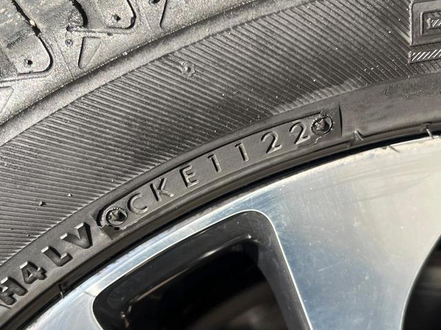 シエンタ ハイブリッドＧ　クエロ　禁煙車　ＳＤナビ　両側電動スライドドア　衝突軽減　フルセグ　Ｂｌｕｅｔｏｏｔｈ　ＥＴＣ　シートヒーター　ＬＥＤヘッドライト　オートハイビーム　オートライト　車線逸脱警報　スマートキー（27枚目）