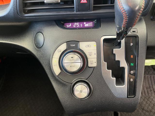シエンタ ハイブリッドＧ　クエロ　禁煙車　ＳＤナビ　両側電動スライドドア　衝突軽減　フルセグ　Ｂｌｕｅｔｏｏｔｈ　ＥＴＣ　シートヒーター　ＬＥＤヘッドライト　オートハイビーム　オートライト　車線逸脱警報　スマートキー（43枚目）