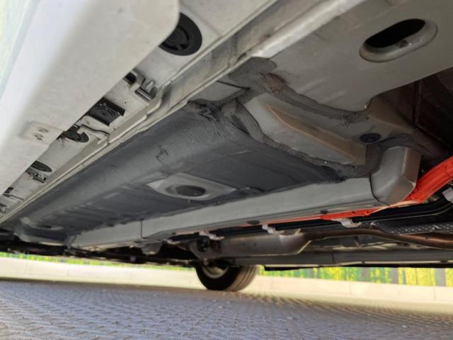 アクア Ｚ　モデリスタエアロ　純正１０．５インチディスプレイオーディオ　バックカメラ　禁煙車　トヨタセーフティセンス　レーダークルーズコントロール　ＥＴＣ　スマートキー　前席シートヒーター　ハーフレザーシート（23枚目）