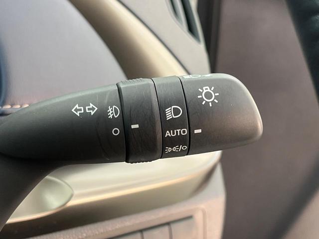 アクア Ｚ　モデリスタエアロ　純正１０．５インチディスプレイオーディオ　バックカメラ　禁煙車　トヨタセーフティセンス　レーダークルーズコントロール　ＥＴＣ　スマートキー　前席シートヒーター　ハーフレザーシート（52枚目）