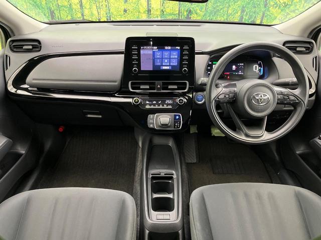 アクア Ｘ　禁煙車　純正ナビ　バックカメラ　セーフティセンス　レーダークルーズ　ＥＴＣ　ＬＥＤヘッド　コーナーセンサー　オートハイビーム　オートライト　オートエアコン　１００Ｖ電源　Ｂｌｕｅｔｏｏｔｈ（3枚目）