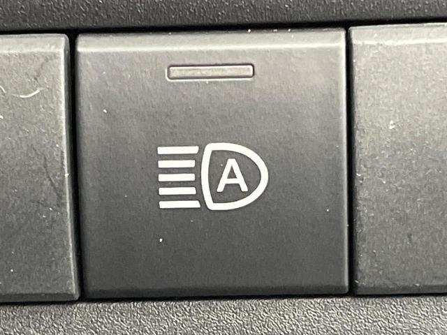 アクア Ｘ　禁煙車　純正ナビ　バックカメラ　セーフティセンス　レーダークルーズ　ＥＴＣ　ＬＥＤヘッド　コーナーセンサー　オートハイビーム　オートライト　オートエアコン　１００Ｖ電源　Ｂｌｕｅｔｏｏｔｈ（30枚目）