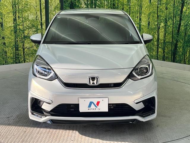 フィット ｅ：ＨＥＶホーム　フルエアロ　バックカメラ　衝突被害軽減システム　禁煙車　ドラレコ　コーナーセンサー　スマートキー　ＬＥＤヘッド　ＥＴＣ　純正１６インチアルミ　オートハイビーム　車線逸脱警報　オートライト（15枚目）