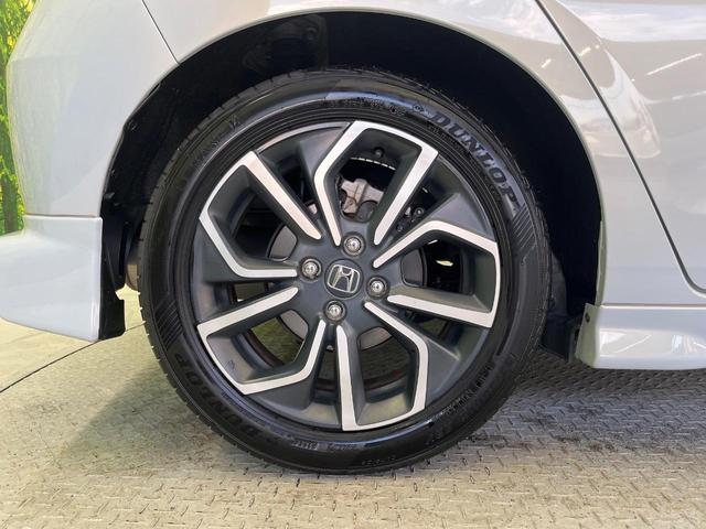 フィット ｅ：ＨＥＶホーム　フルエアロ　バックカメラ　衝突被害軽減システム　禁煙車　ドラレコ　コーナーセンサー　スマートキー　ＬＥＤヘッド　ＥＴＣ　純正１６インチアルミ　オートハイビーム　車線逸脱警報　オートライト（33枚目）