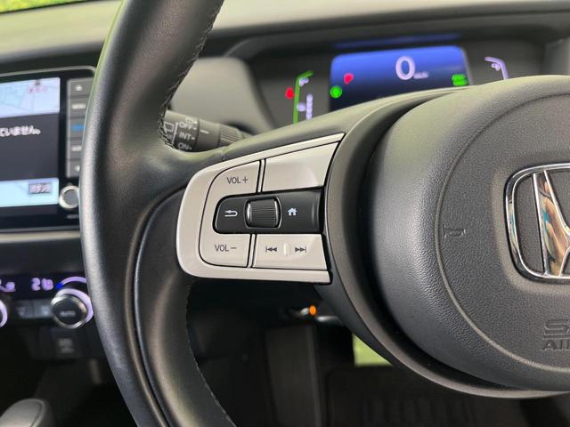 フィット ｅ：ＨＥＶホーム　フルエアロ　バックカメラ　衝突被害軽減システム　禁煙車　ドラレコ　コーナーセンサー　スマートキー　ＬＥＤヘッド　ＥＴＣ　純正１６インチアルミ　オートハイビーム　車線逸脱警報　オートライト（39枚目）