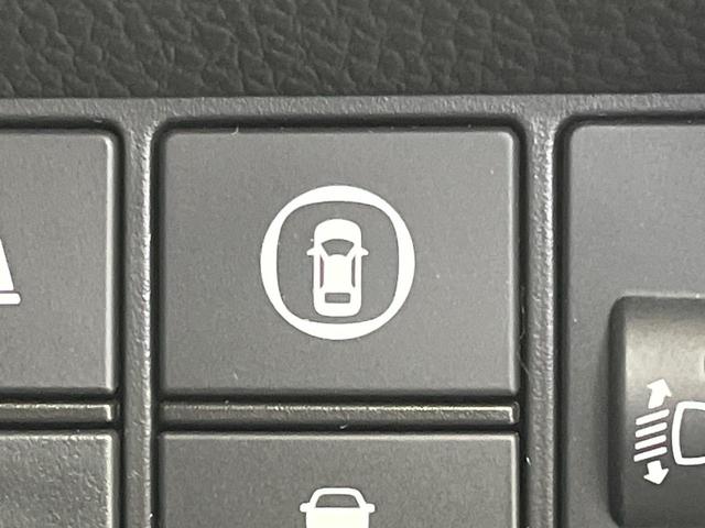 フィット ｅ：ＨＥＶホーム　フルエアロ　バックカメラ　衝突被害軽減システム　禁煙車　ドラレコ　コーナーセンサー　スマートキー　ＬＥＤヘッド　ＥＴＣ　純正１６インチアルミ　オートハイビーム　車線逸脱警報　オートライト（56枚目）