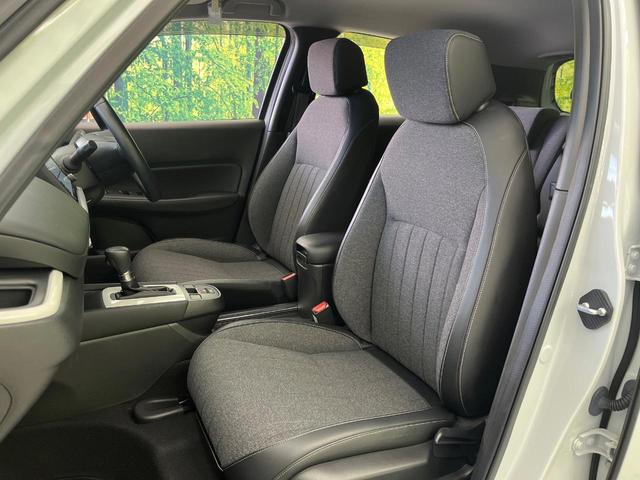 フィット ｅ：ＨＥＶホーム　フルエアロ　バックカメラ　衝突被害軽減システム　禁煙車　ドラレコ　コーナーセンサー　スマートキー　ＬＥＤヘッド　ＥＴＣ　純正１６インチアルミ　オートハイビーム　車線逸脱警報　オートライト（62枚目）