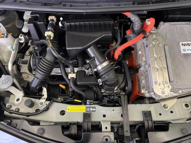 ノート ｅ－パワー　Ｘ　純正ナビ　禁煙車　インテリジェントエマージェンシーブレーキ　アラウンドビューモニター　インテリジェントルームミラー　ＥＴＣ　ドライブレコーダー　Ｂｌｕｅｔｏｏｔｈ接続可　クリアランスソナー　ＬＥＤ（19枚目）