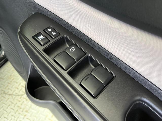 ノート ｅ－パワー　Ｘ　純正ナビ　禁煙車　インテリジェントエマージェンシーブレーキ　アラウンドビューモニター　インテリジェントルームミラー　ＥＴＣ　ドライブレコーダー　Ｂｌｕｅｔｏｏｔｈ接続可　クリアランスソナー　ＬＥＤ（45枚目）