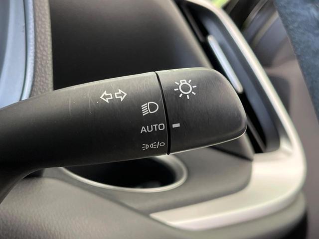 ヴォクシー ハイブリッドＳ－Ｇ　純正１０．５インチナビ　禁煙車　セーフティセンス　フリップダウンモニター　両側電動スライドドア　レーダークルーズコントロール　前席シートヒーター　ビルトインＥＴＣ　ＬＥＤヘッドライト（41枚目）