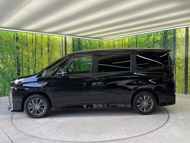 ヴォクシー ハイブリッドＳ－Ｇ　純正１０．５インチナビ　禁煙車　セーフティセンス　フリップダウンモニター　両側電動スライドドア　レーダークルーズコントロール　前席シートヒーター　ビルトインＥＴＣ　ＬＥＤヘッドライト（69枚目）