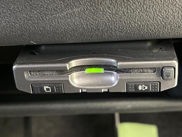 【ＥＴＣ】高速道路の料金所をストレスなく通過！話題のスポットやサービスエリアに多い「スマートＩＣ」利用時は必須のアイテムです。当店でセットアップを実施、ご納車当日からすぐにご利用いただけます！