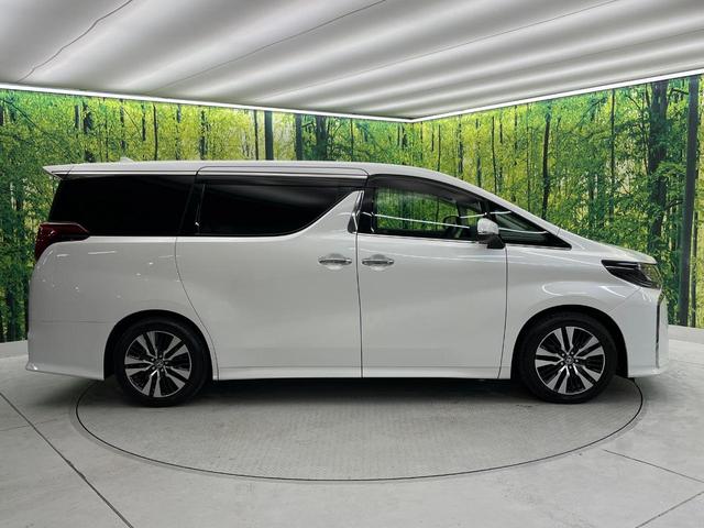 アルファード ２．５Ｓ　Ｃパッケージ　後期　ムーンルーフ　純正９型ナビ　フリップダウン　ＢＳＭ　デジタルミラー　両側電動　パワーバックドア　シートベンチレーション　３眼ＬＥＤ　Ｂｌｕｅｔｏｏｔｈ　ＣＤ／ＤＶＤ（26枚目）