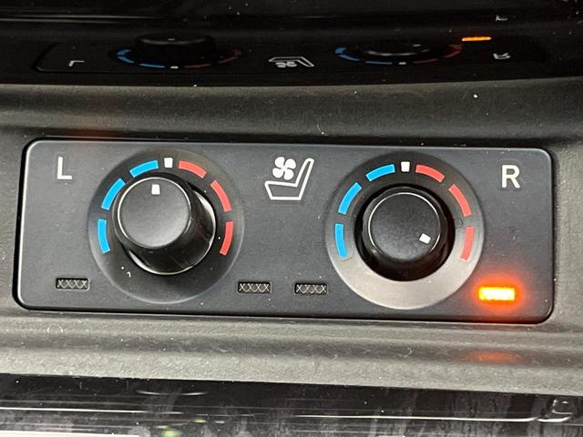 アルファード ２．５Ｓ　Ｃパッケージ　後期　ムーンルーフ　純正９型ナビ　フリップダウン　ＢＳＭ　デジタルミラー　両側電動　パワーバックドア　シートベンチレーション　３眼ＬＥＤ　Ｂｌｕｅｔｏｏｔｈ　ＣＤ／ＤＶＤ（69枚目）