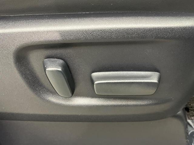 アルファード ２．５Ｓ　Ｃパッケージ　後期　ムーンルーフ　純正９型ナビ　フリップダウン　ＢＳＭ　デジタルミラー　両側電動　パワーバックドア　シートベンチレーション　３眼ＬＥＤ　Ｂｌｕｅｔｏｏｔｈ　ＣＤ／ＤＶＤ（80枚目）