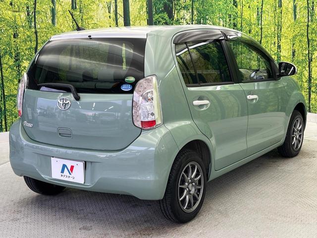 パッソ プラスハナ　ビルトインＥＴＣ　１４インチアルミホイール　オートエアコン　フォグライト　ＣＤプレーヤー　プライバシーガラス　アイドリングストップ　横滑防止装置　トラクションコントロール　ヘッドライトレベライザー（18枚目）