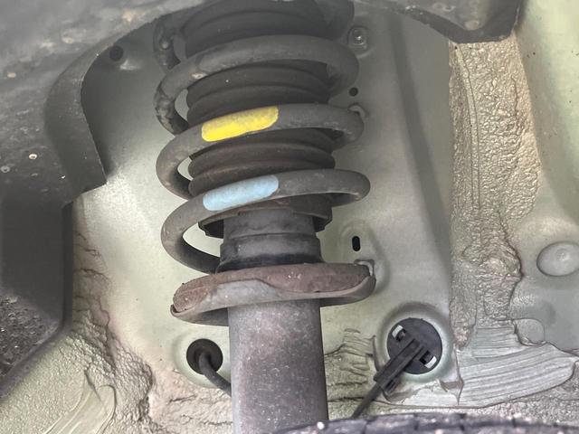 パッソ プラスハナ　ビルトインＥＴＣ　１４インチアルミホイール　オートエアコン　フォグライト　ＣＤプレーヤー　プライバシーガラス　アイドリングストップ　横滑防止装置　トラクションコントロール　ヘッドライトレベライザー（21枚目）