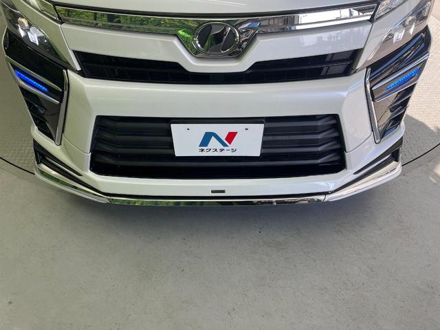 ヴォクシー ZS 煌 モデリスタエアロ BIG-X11型ナビ フルセグ 禁煙車 バックカメラ フリップダウンモニター セーフティセンス 両側電動スライドドア クルーズコントロール LEDヘッドライト&フォグランプ ETC(4枚目)