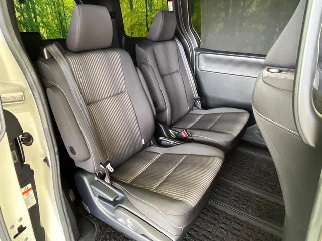 ヴォクシー ZS 煌 モデリスタエアロ BIG-X11型ナビ フルセグ 禁煙車 バックカメラ フリップダウンモニター セーフティセンス 両側電動スライドドア クルーズコントロール LEDヘッドライト&フォグランプ ETC(10枚目)