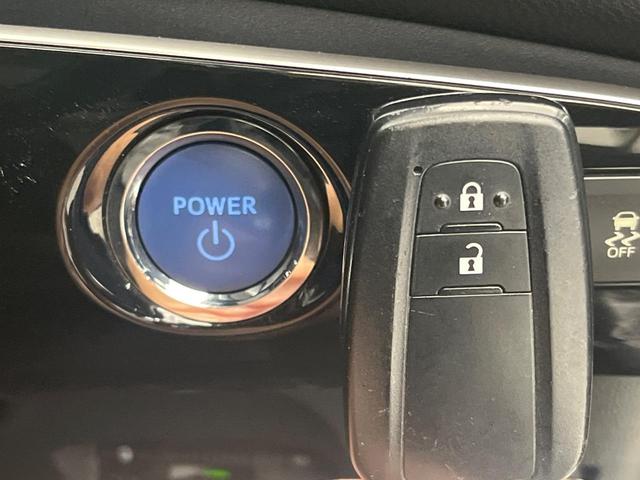 プリウス S 純正SDナビ バックカメラ 禁煙車 ドラレコ スマートキー LEDヘッド ビルトインETC 18インチアルミ オートライト オートエアコン Bluetooth CD DVD再生 フルセグ(6枚目)