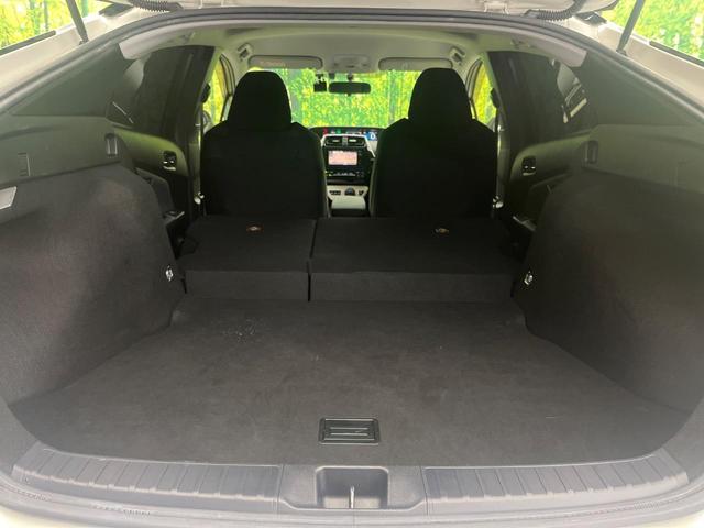 プリウス S 純正SDナビ バックカメラ 禁煙車 ドラレコ スマートキー LEDヘッド ビルトインETC 18インチアルミ オートライト オートエアコン Bluetooth CD DVD再生 フルセグ(11枚目)