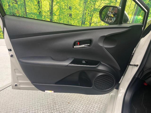 プリウス S 純正SDナビ バックカメラ 禁煙車 ドラレコ スマートキー LEDヘッド ビルトインETC 18インチアルミ オートライト オートエアコン Bluetooth CD DVD再生 フルセグ(36枚目)