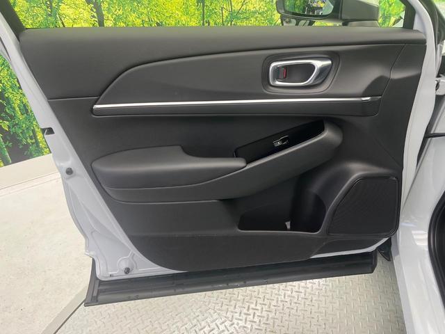 ヴェゼル ｅ：ＨＥＶ　Ｚ　９型メーカーナビ　バックカメラ　衝突被害軽減システム　禁煙車　電動リアゲート　ハーフレザーシート　前後ドラレコ　コーナーセンサー　スマートキー　ＬＥＤヘッド　ＥＴＣ２．０　オートハイビーム（32枚目）