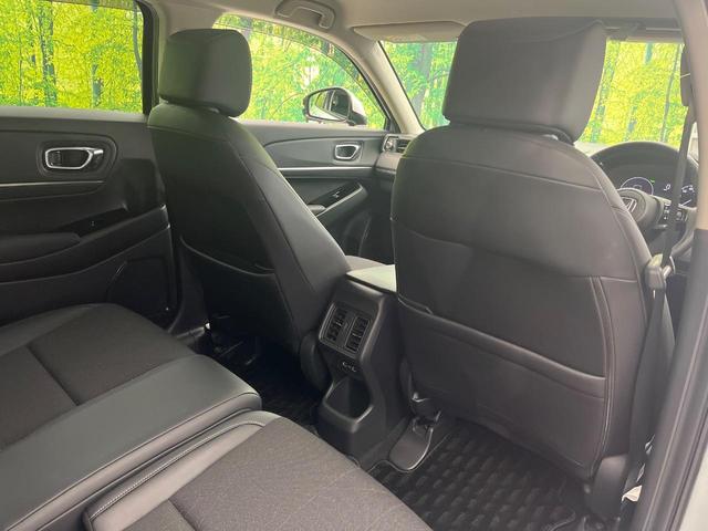 ヴェゼル ｅ：ＨＥＶ　Ｚ　９型メーカーナビ　バックカメラ　衝突被害軽減システム　禁煙車　電動リアゲート　ハーフレザーシート　前後ドラレコ　コーナーセンサー　スマートキー　ＬＥＤヘッド　ＥＴＣ２．０　オートハイビーム（71枚目）